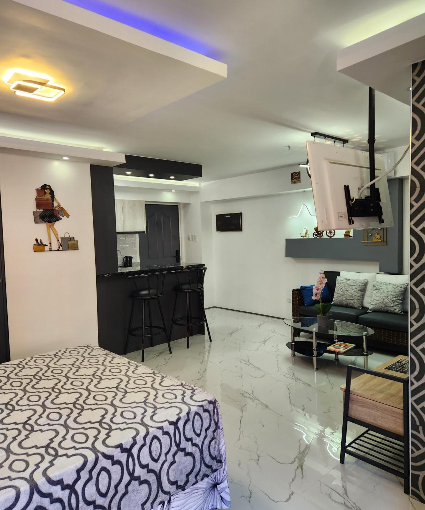 Condo Azur Suites B207 Near Airport, Netflix, Stylish, Cozy With Swimming Pool Lapu-Lapu City Eksteriør billede
